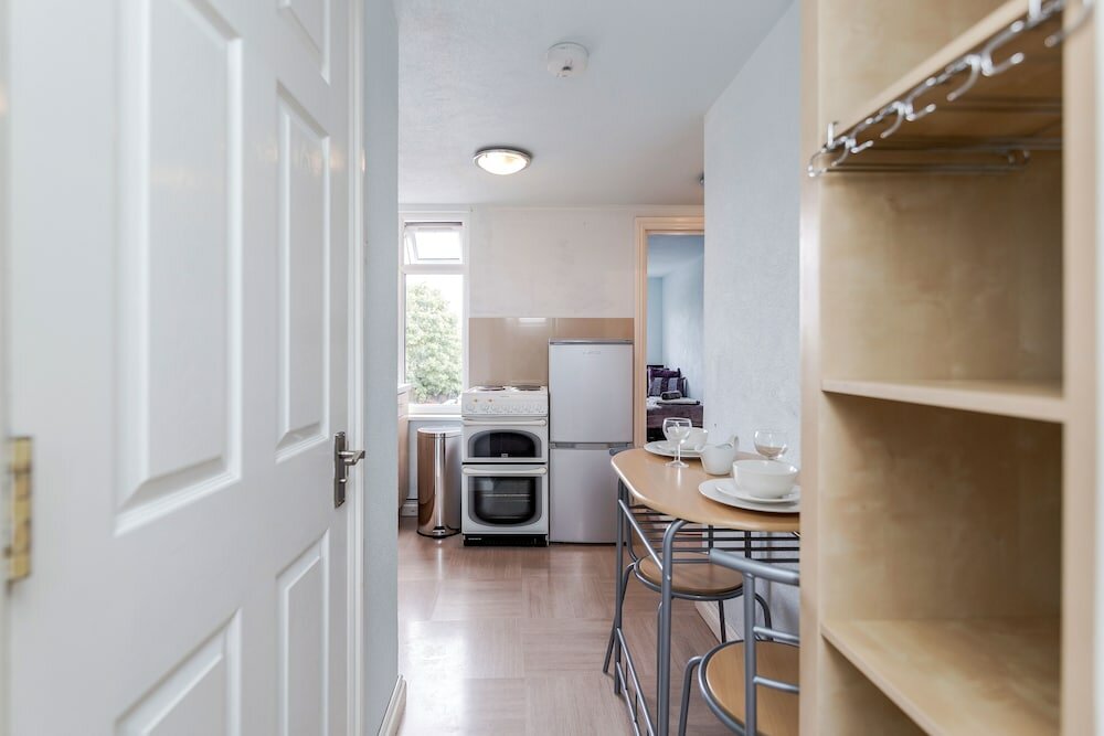 Фото Watford General Suites