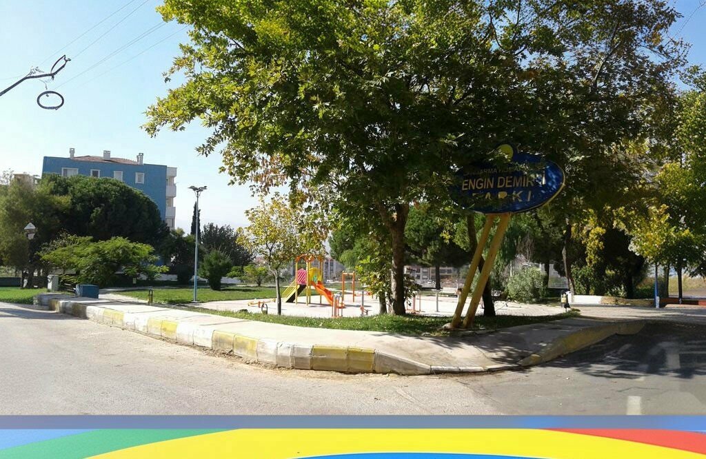 Park Martyr Gendarmerie Engin Demirci Park, Izmir, photo