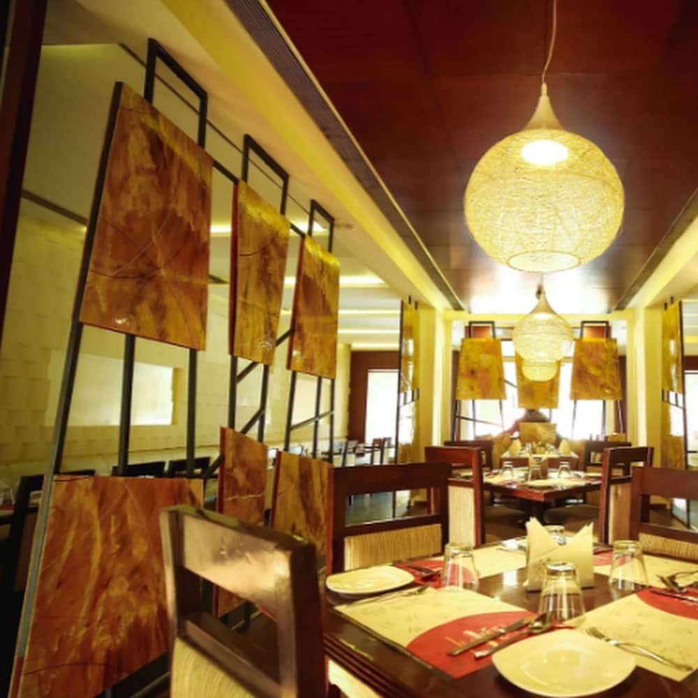 Фото Hotel Regency Square