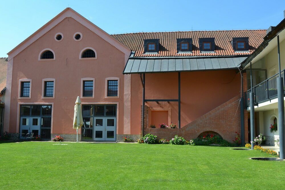 Фото Hotel Antoň