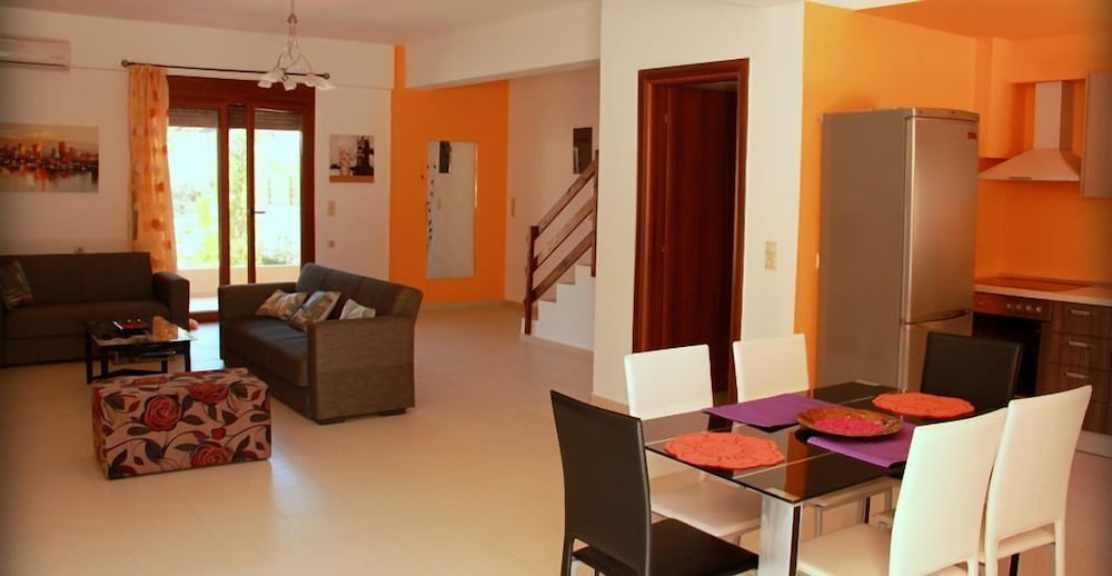 Фото Uphoria Villas