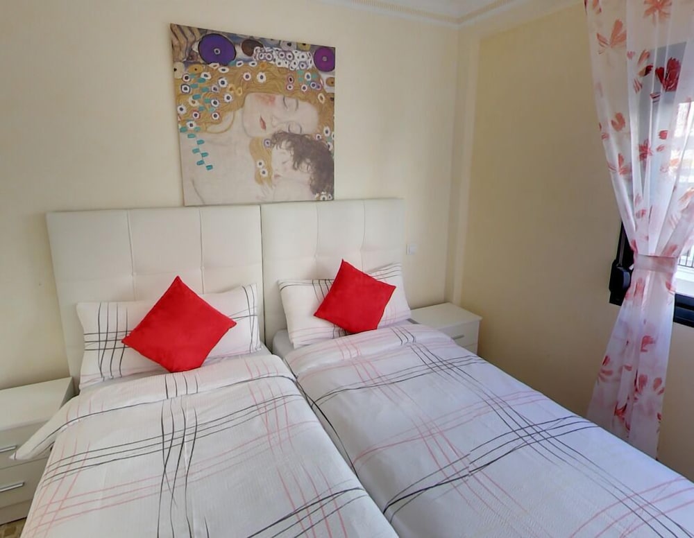 Фото Hof van Holland Carihuela