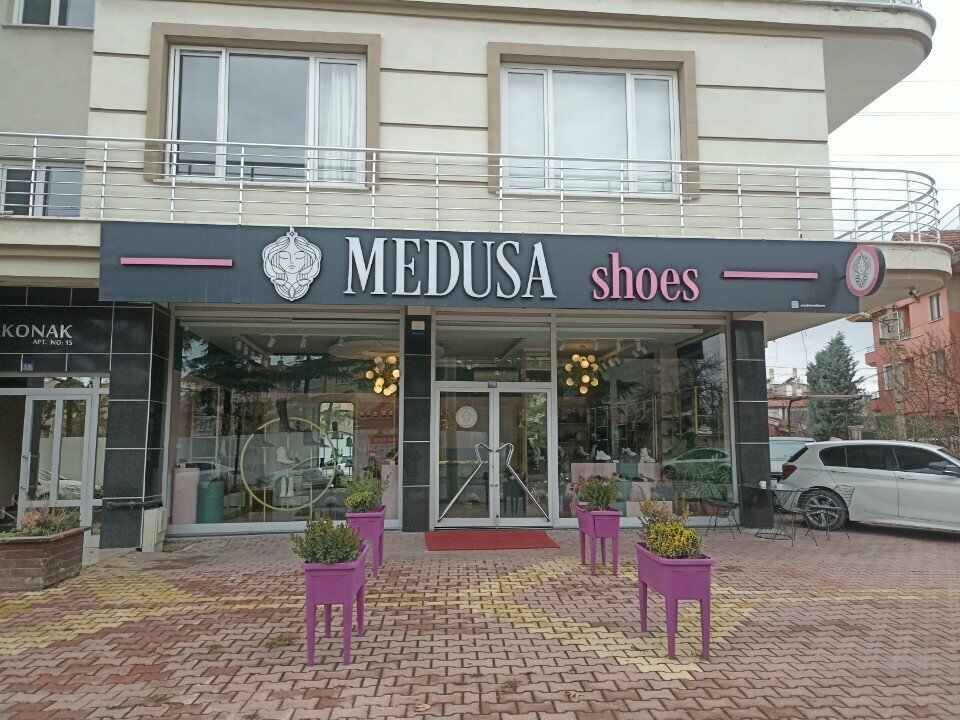 Shoe store Medusa Shoes, Konya, photo