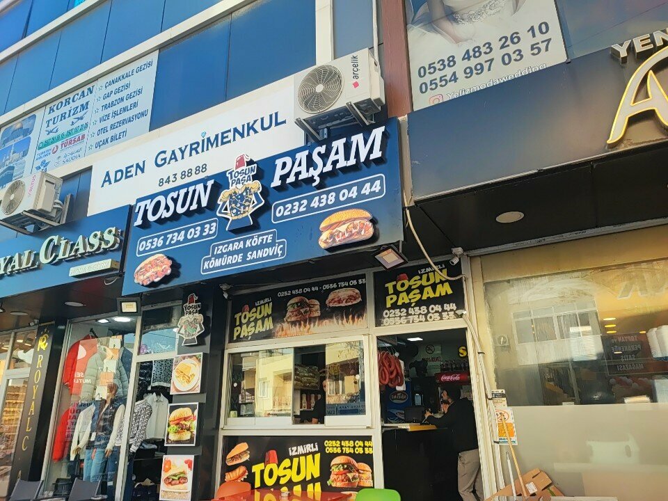 Fast food Tosun Pasha Sandwich, Izmir, photo