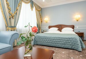 Yamburg (ulitsa Geologorazvedchikov, 9кЕ), hotel