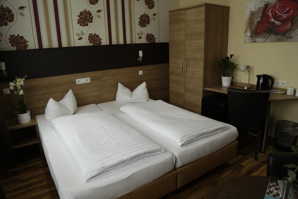 Фото Alexander Business Hotel