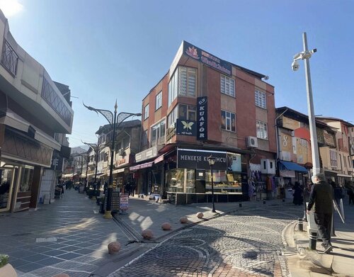 Menekşe Kuyumculuk Fotoğraf 1