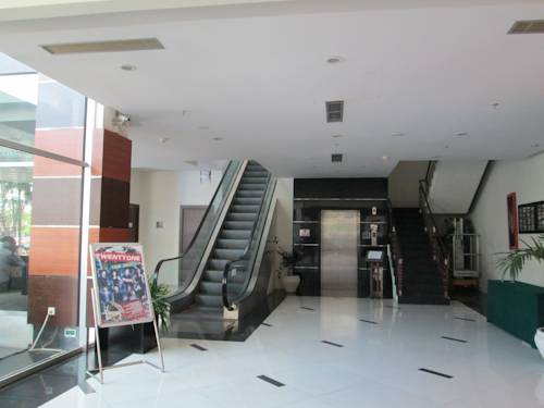 Фото Hotel Menara Bahtera