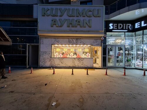Kuyumcu Ayhan Fotoğraf 1