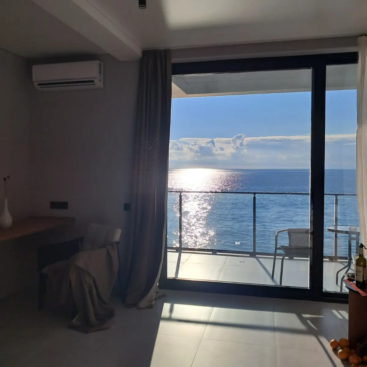 Фото Art More Hotel