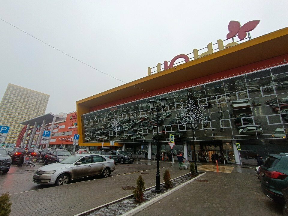 Clothing store Incity, Mytischi, photo