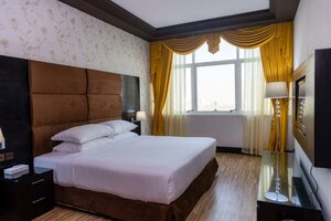 Mangrove Hotel (200, Al Qawasim Corniche Road, Dafan Al Khor, Sector 3, Ras Al Khaimah), hotel