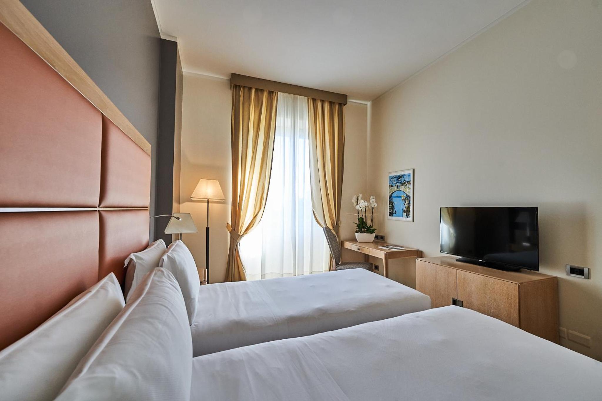 Фото 133037346281