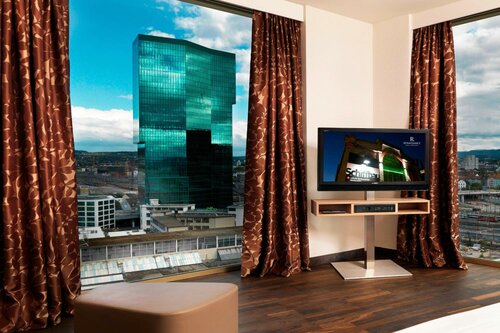 Гостиница Renaissance Zurich Tower Hotel в Цюрихе