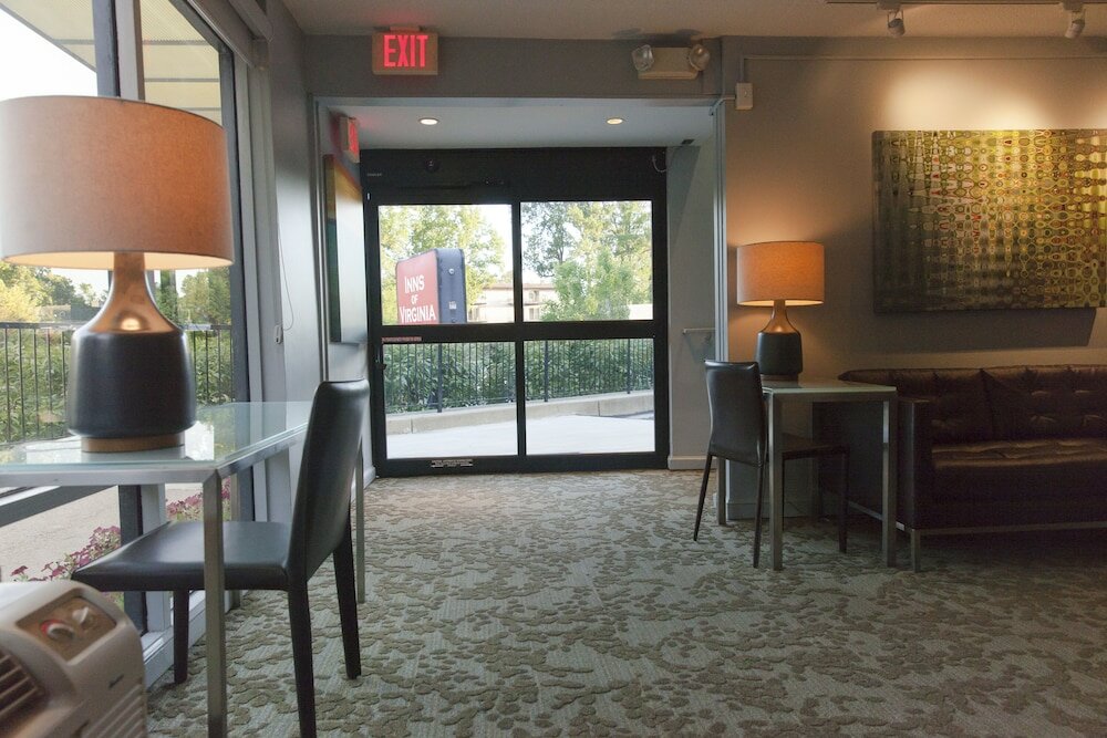 Фото Inns Of Virginia - Arlington