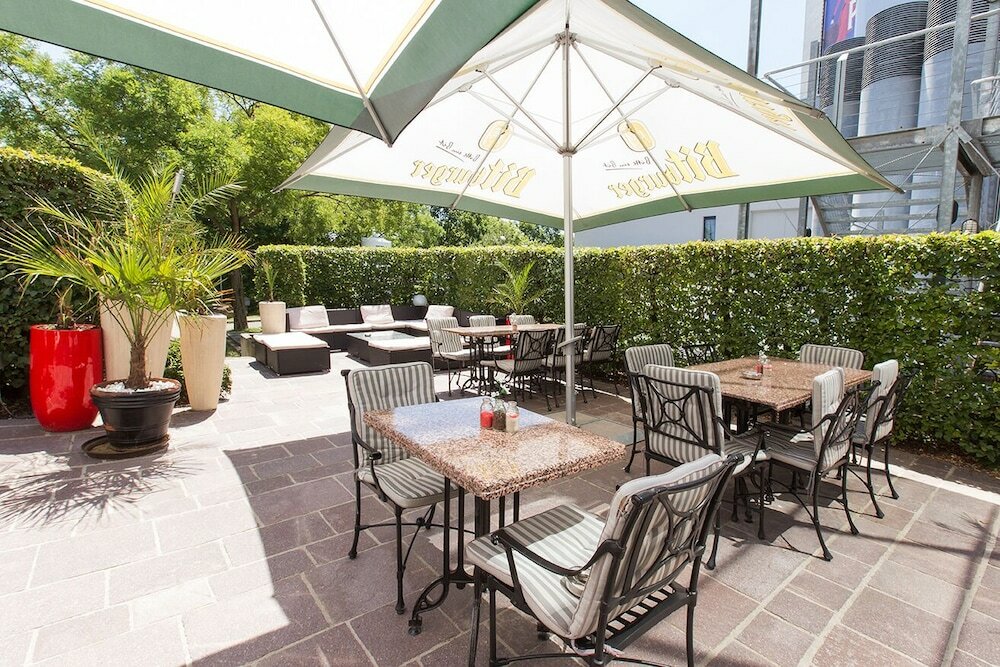 Фото Dormero Hotel Stuttgart