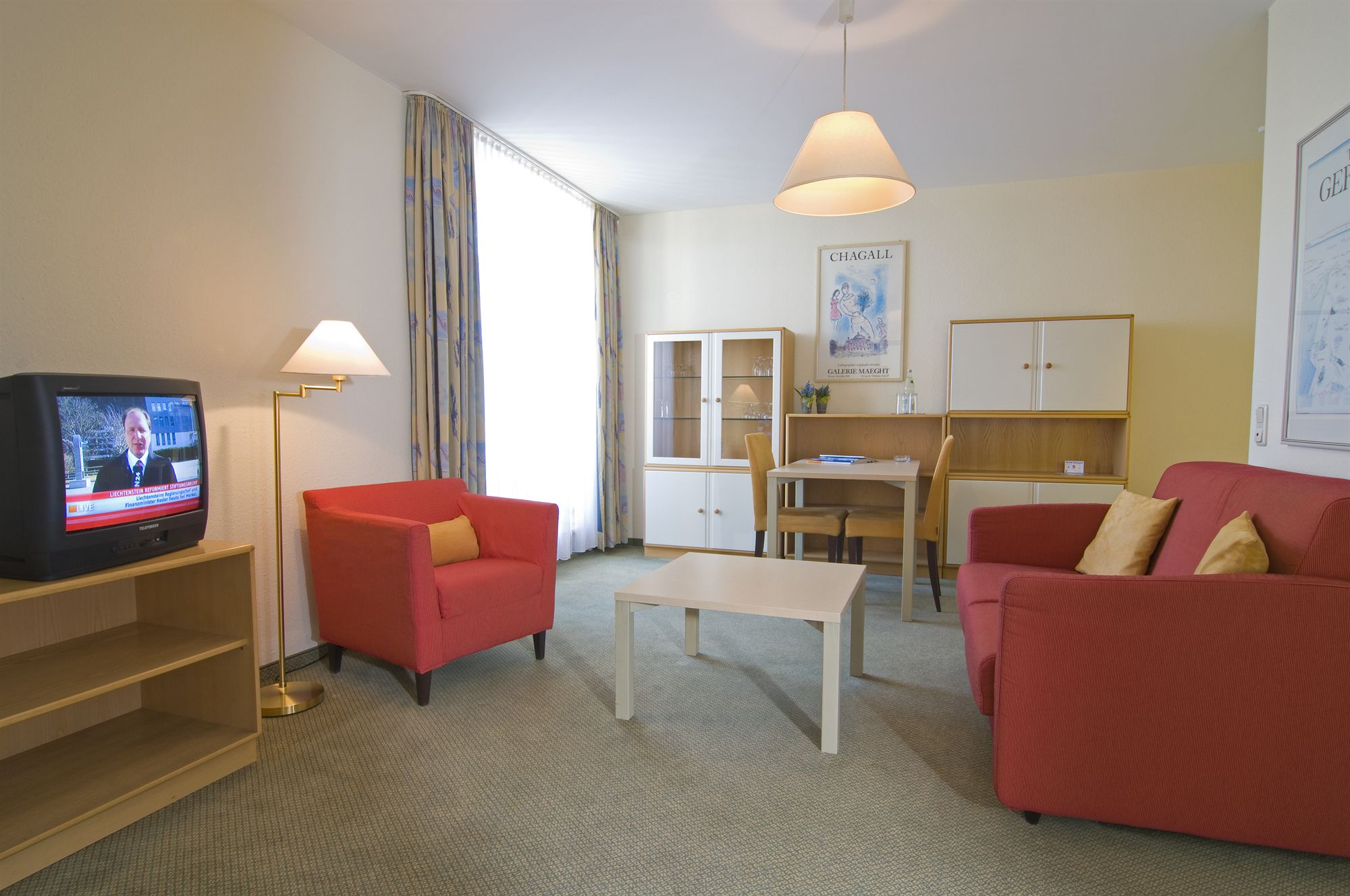 Фото Hotel Gästehaus Forum am Westkreuz