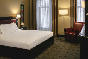 Hôtel Place d'Armes (Quebec, Montreal, Rue Saint-Jacques, 55), hotel