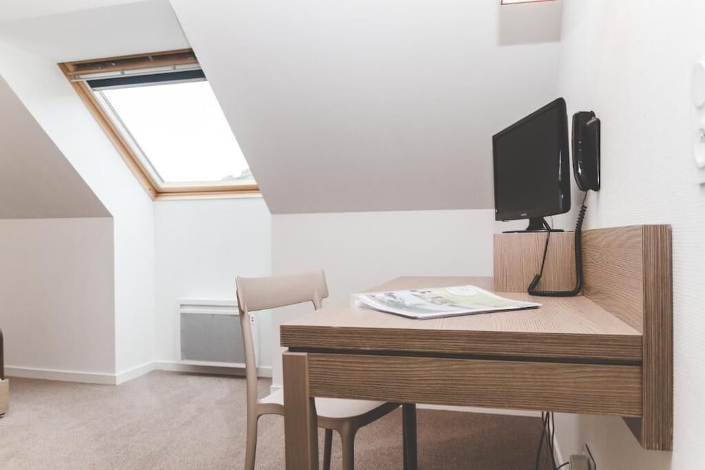 Фото Terres de France - Appart'Hôtel Quimper