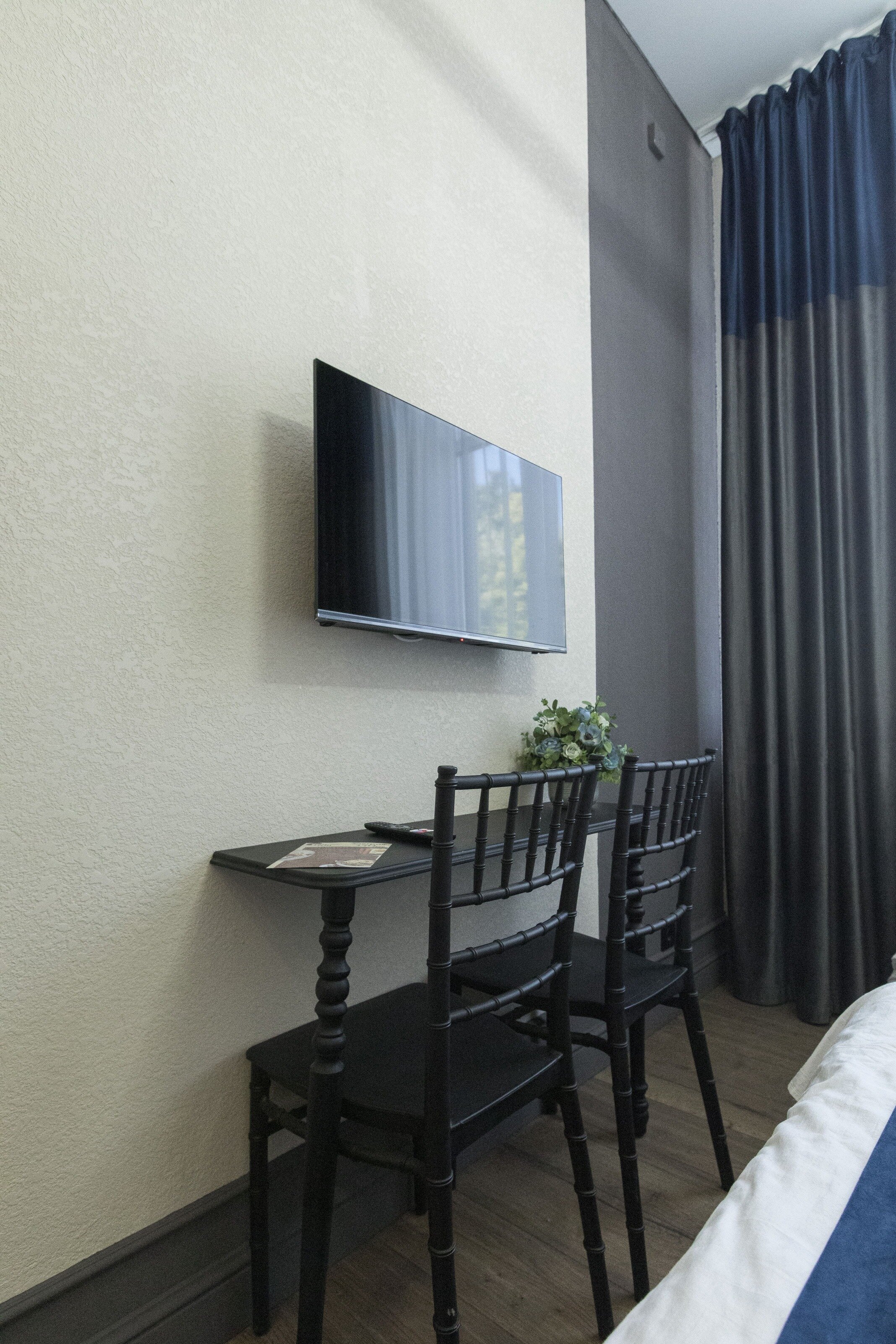 Фото Перрон