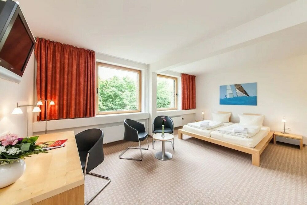 Фото Novum Akademiehotel Kiel