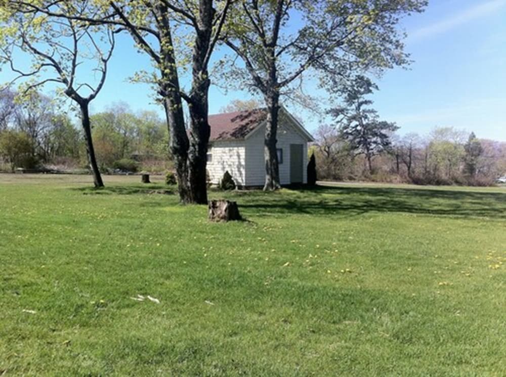 Фото Budget Host East End Hotel in Riverhead