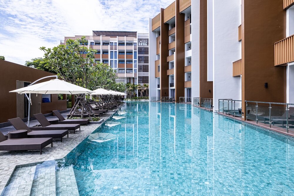 Фото Isanook Hua Hin Resort & Suites