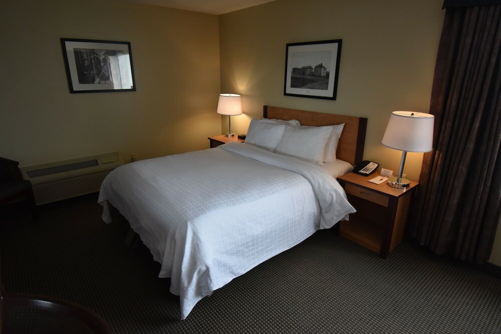 Фото Canad Inns Destination Centre Brandon