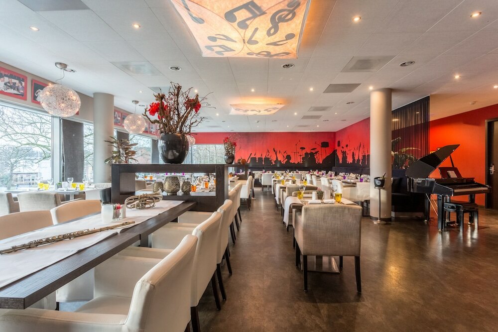 Фото Hampshire Delft Centre