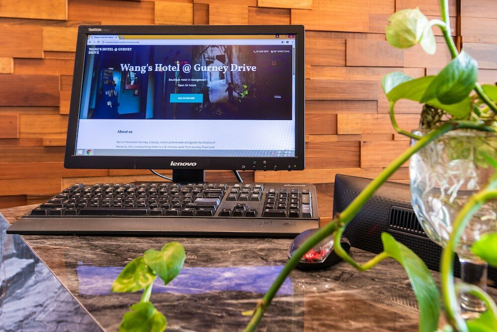 Фото Wang's Hotel Gurney Drive