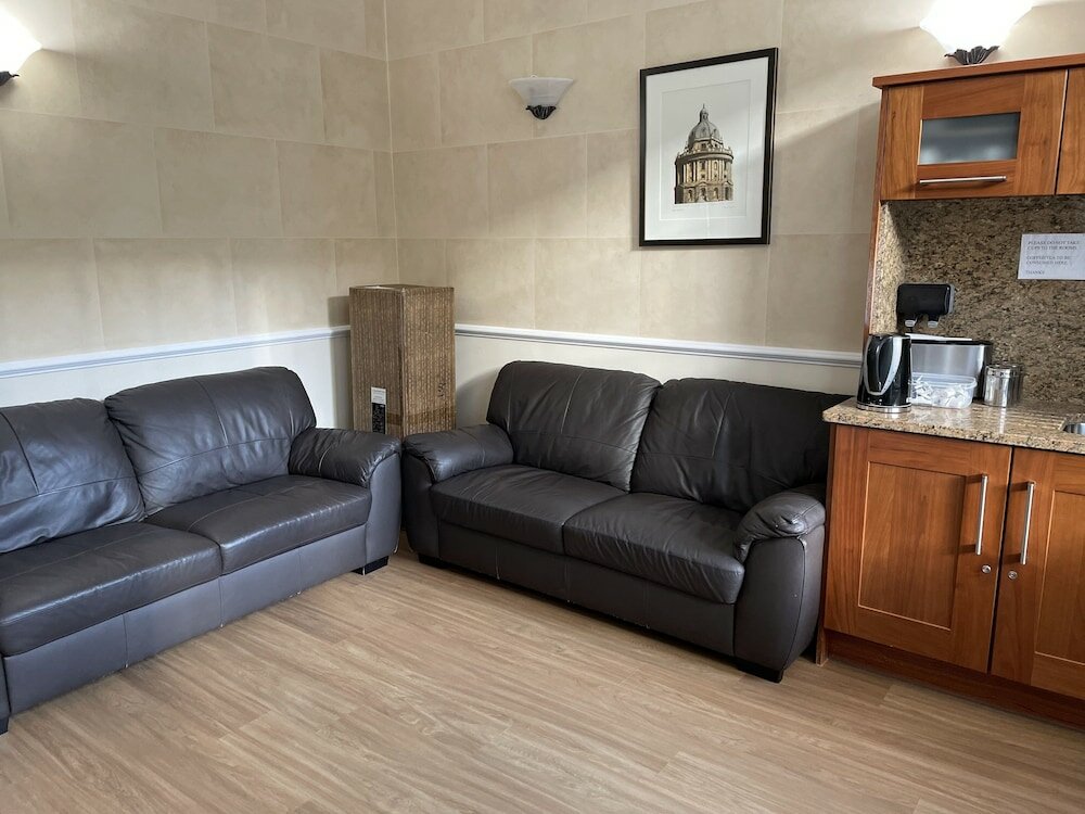 Фото Orchard Hotel