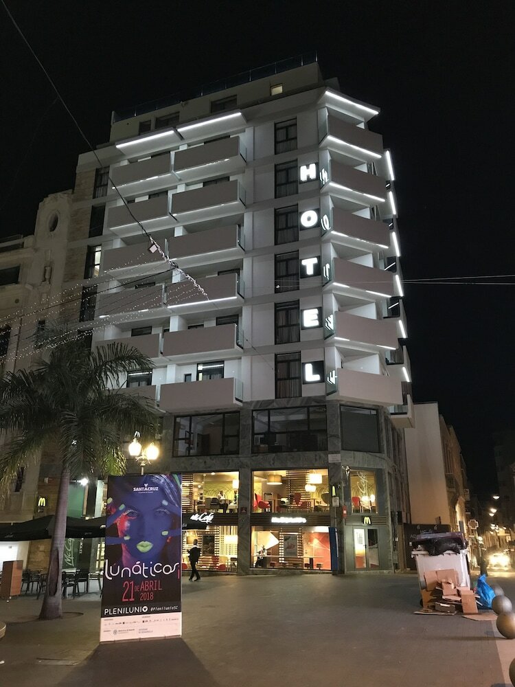 Фото Hotel Adonis Capital