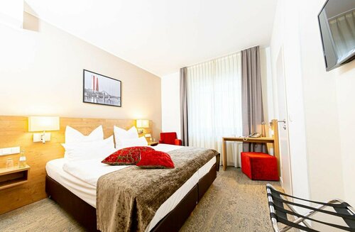 Гостиница Maingau Hotel во Франкфурте-на-Майне