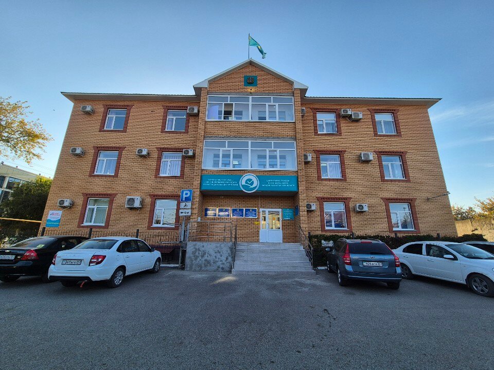 Ескі адам трахает жас әйел в ванна бөлмесі порно