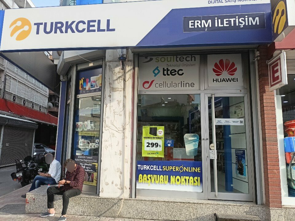 Mobile phone store Turkcell Ozgurce, Izmir, photo