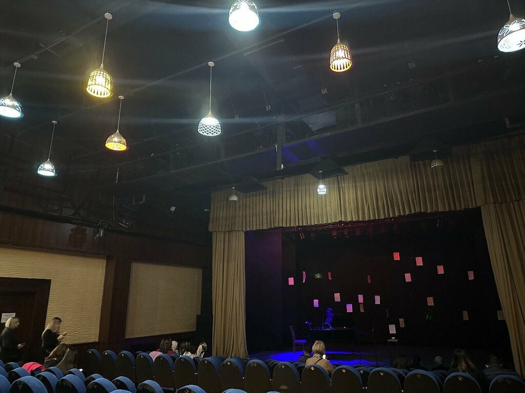 Theatre Republican Theater of the Young spectator named after Yuldash Akhunbabayev, Tashkent, photo