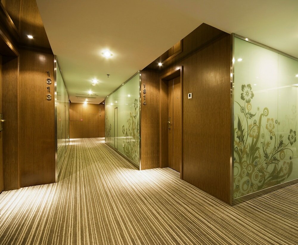 Фото Chongqing Milky Way Hotel