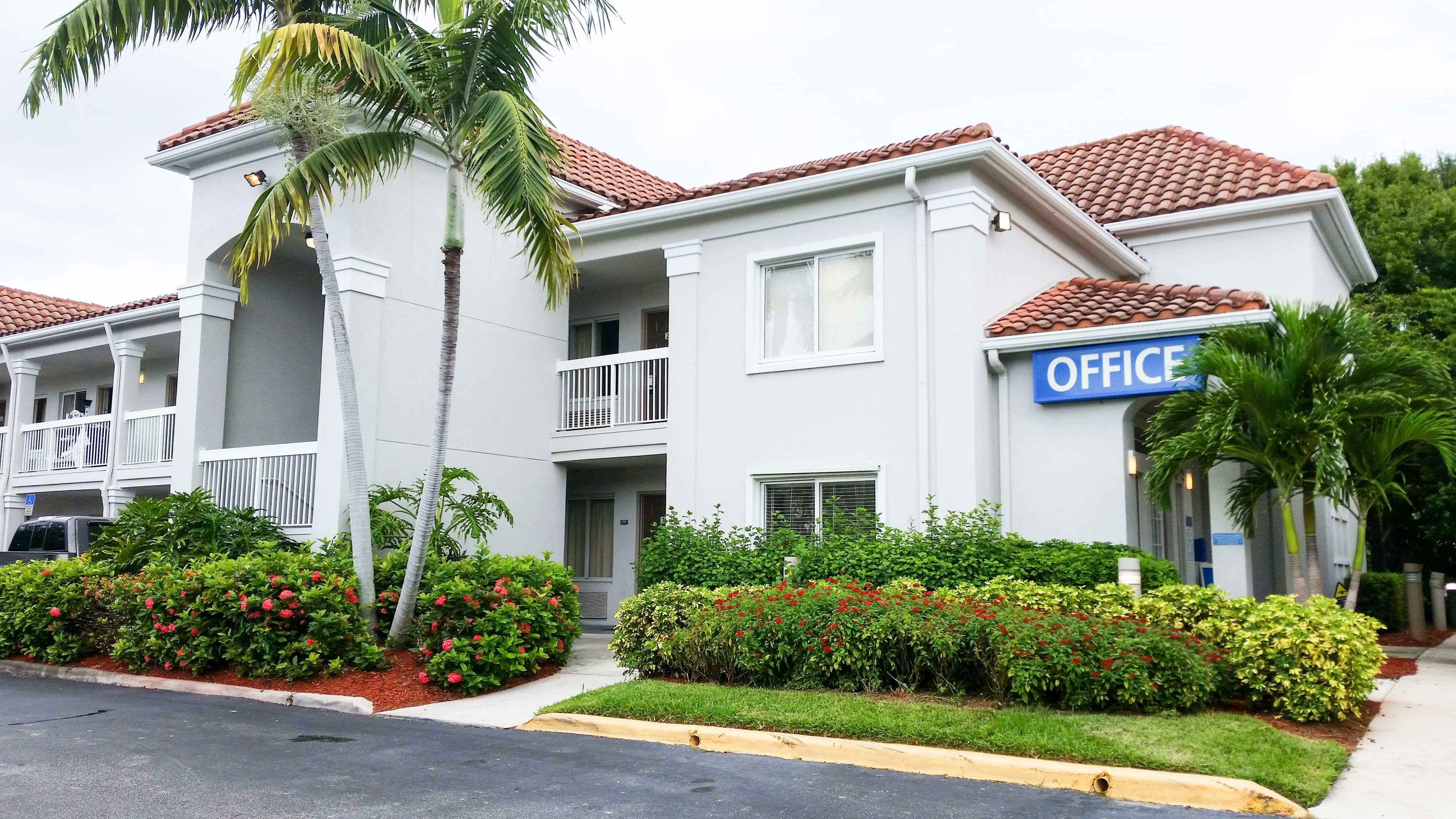 Фото Studio 6 West Palm Beach, Fl