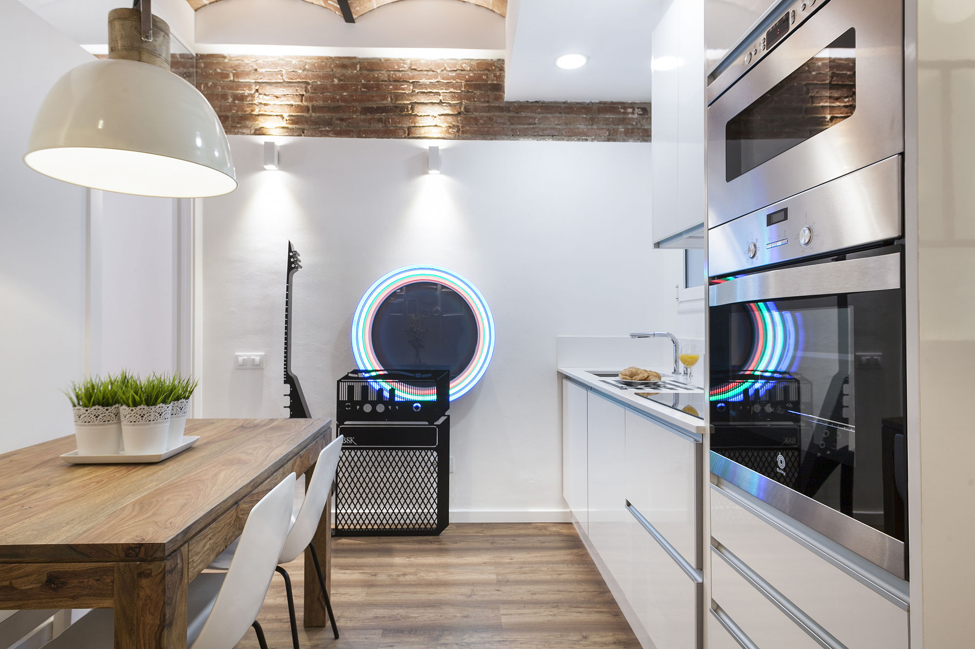 Фото Charming Parallel