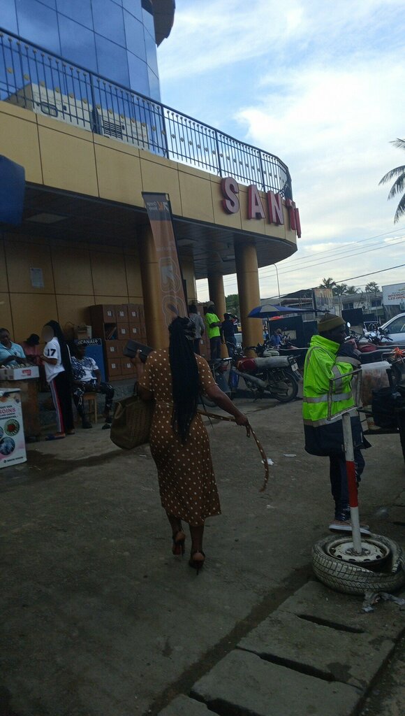 Supermarket Santa Lucia bonamoussadi, Douala, photo