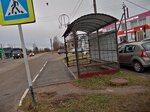 Холохинская улица (Pskov Region, rabochiy posyolok Strugi Krasnyye, ulitsa Mira) ، توقف وسائل النقل العام