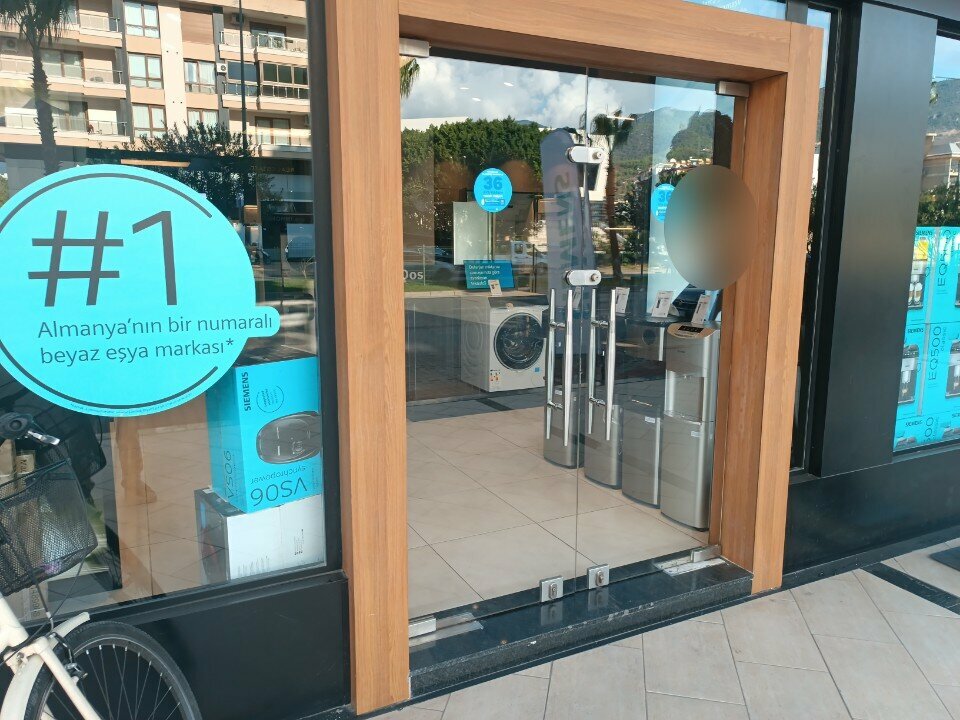 Household appliances store Siemens, Alanya, photo