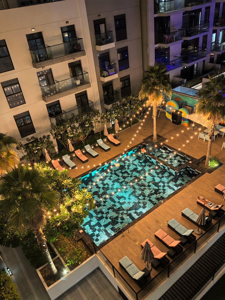 Hotel Izzzi.life Mint, Dubai, photo