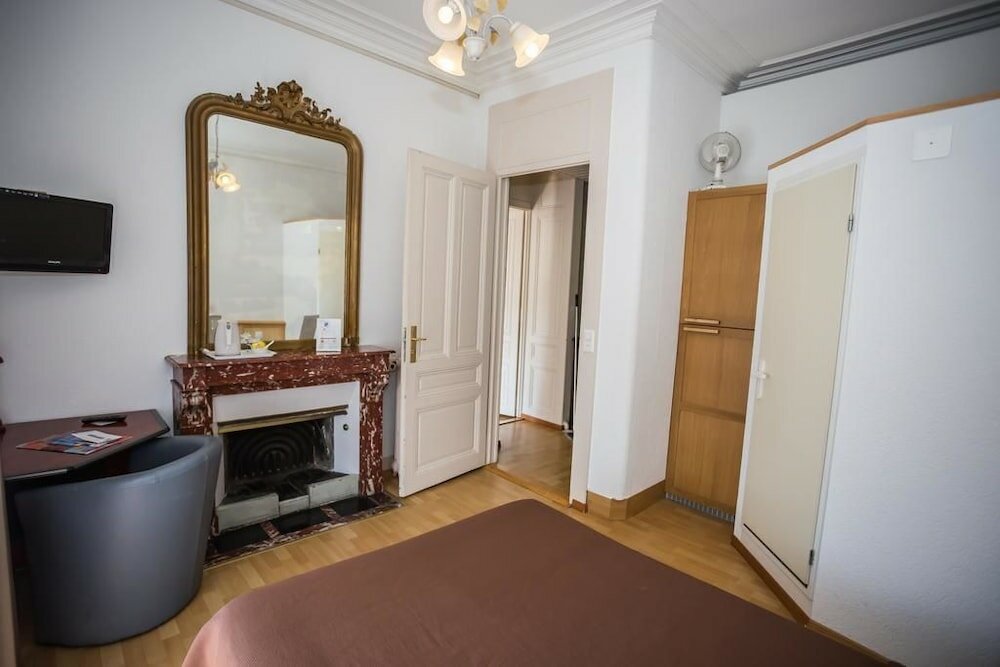 Фото Hotel Des Tourelles