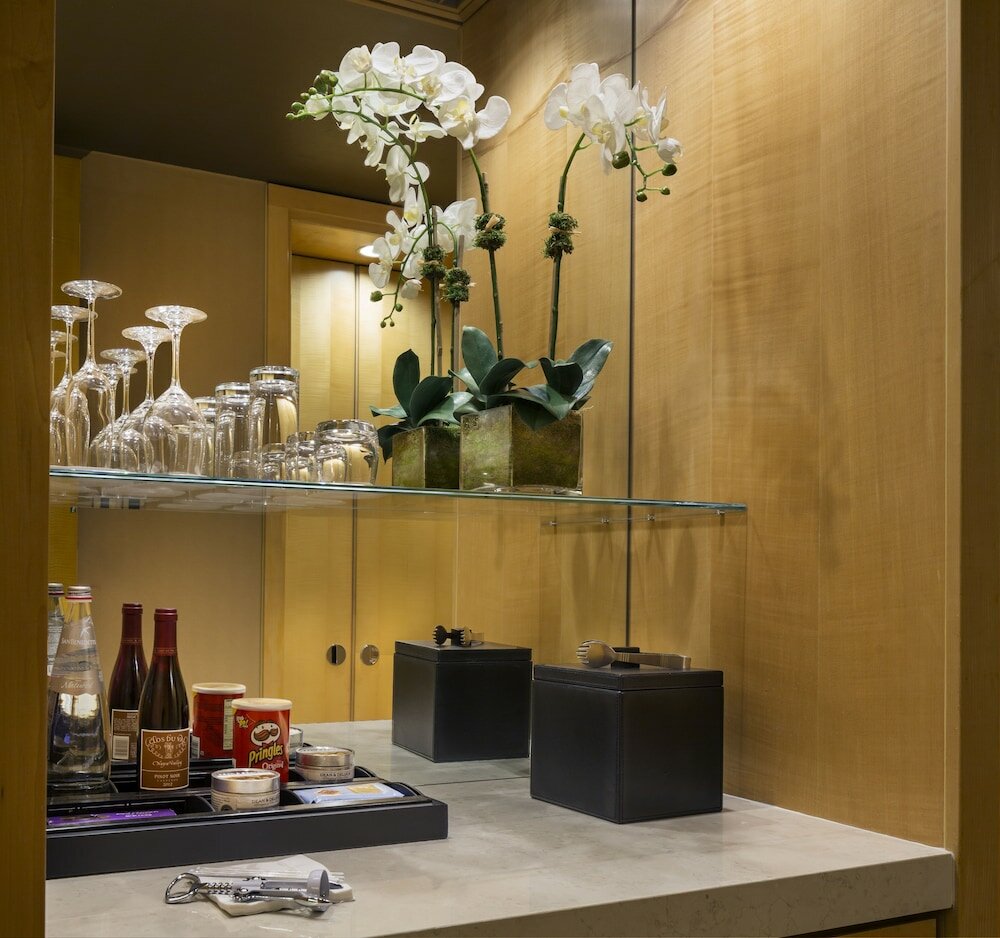 Фото Four Seasons Hotel New York