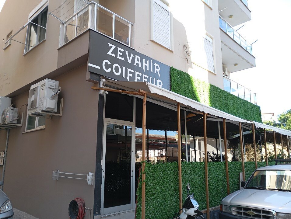 Zevahir Beauty Saloon