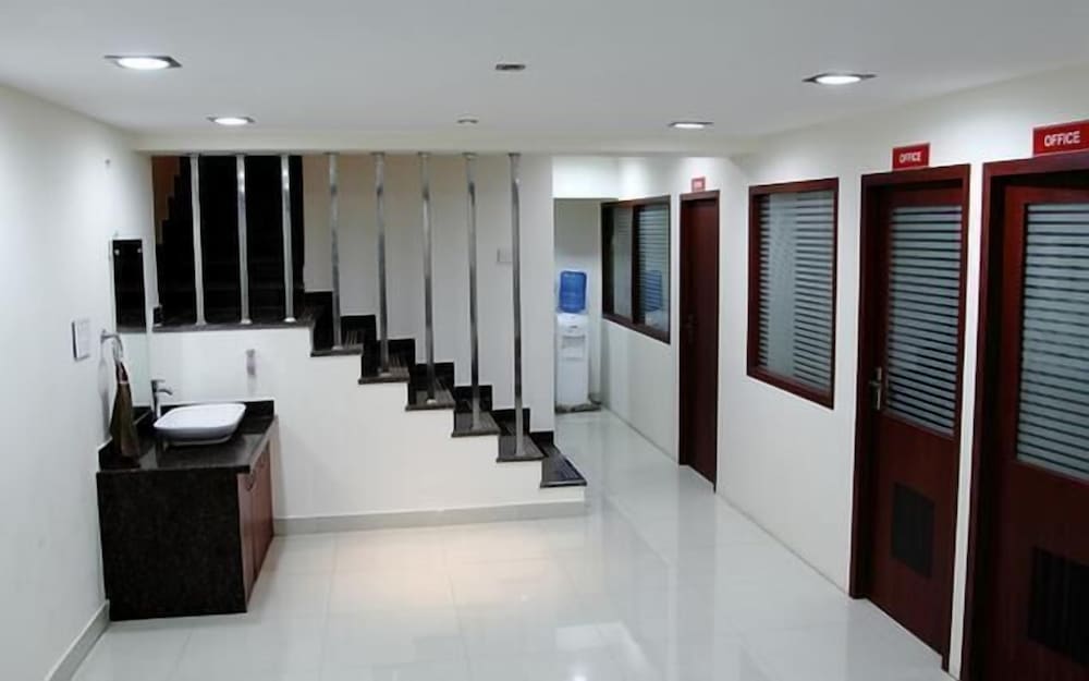 Фото Hotel Durga Silver Line