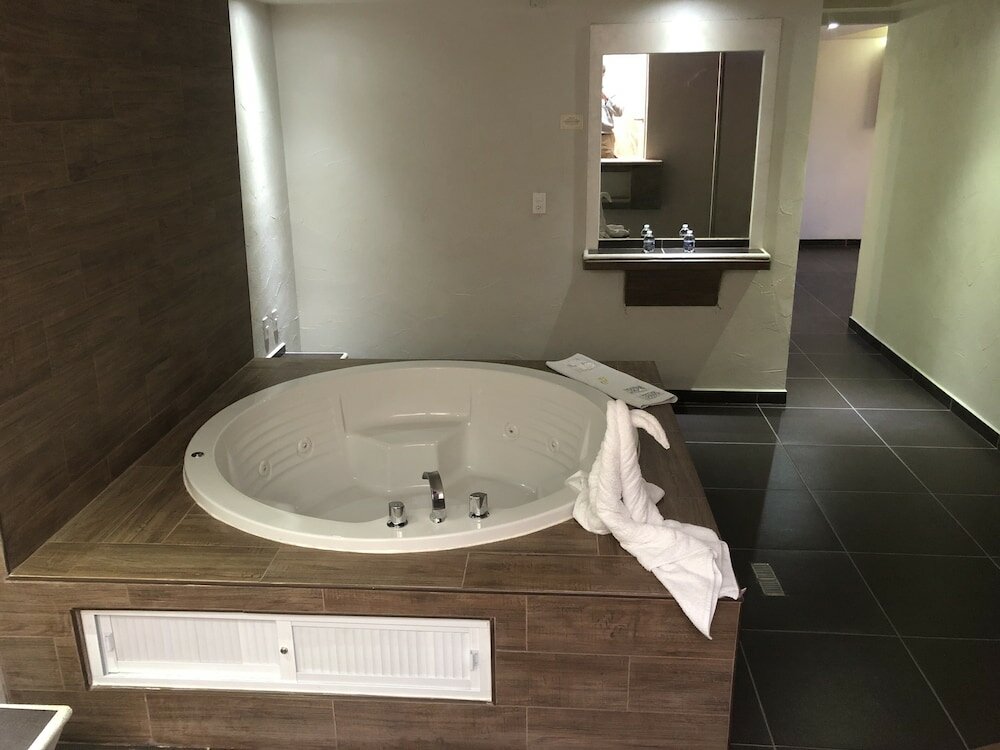 Фото Hotel & Villas 7