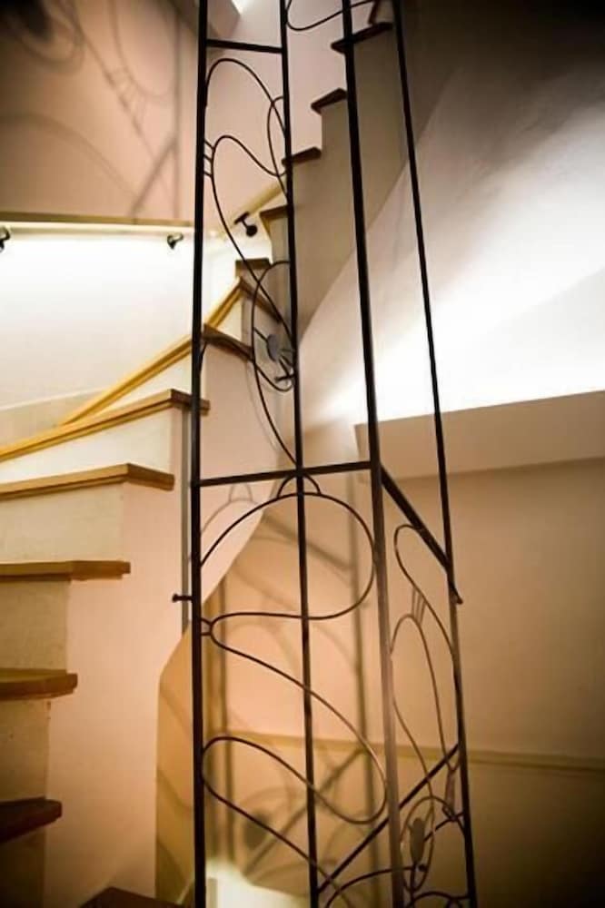 Фото Emerald Lake Studios