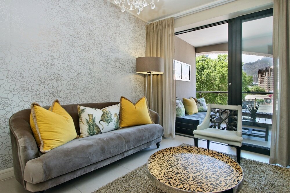 Фото ITC Hospitality Group Two Bedrooms Metropollis Building